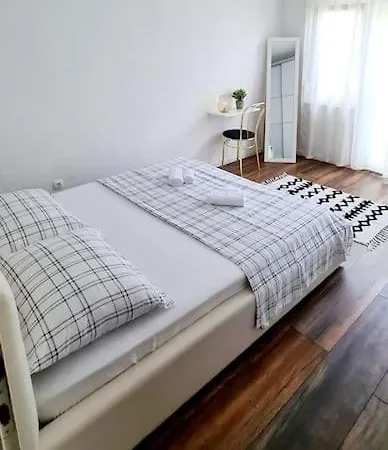 Apartman Luni *