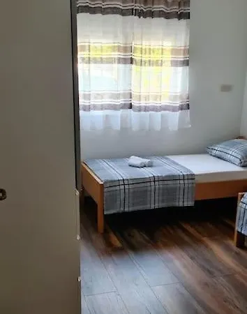 아파트 Apartman Luni Kaštela