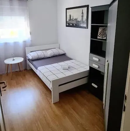 Apartman Luni *